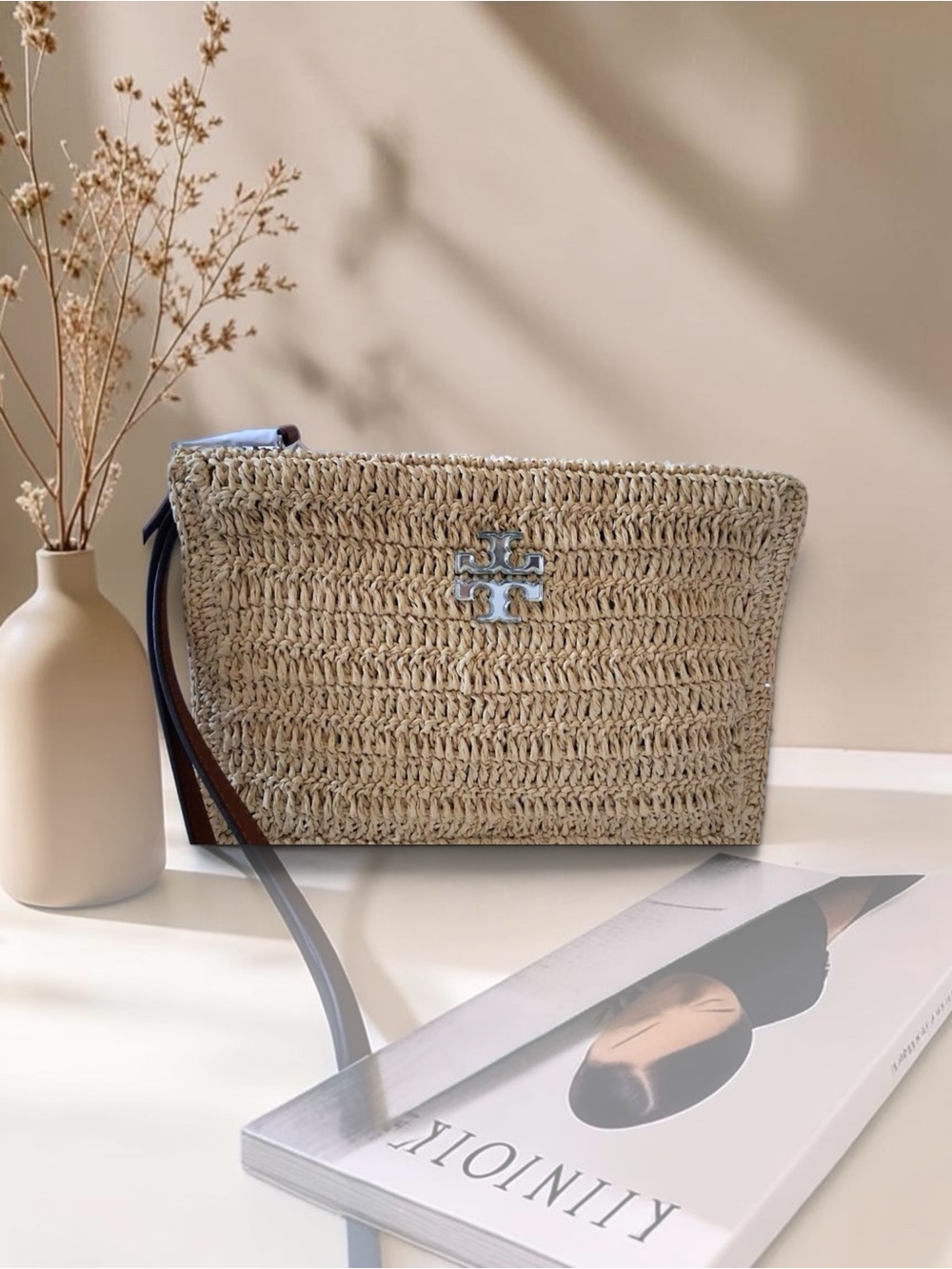 TORY BURCH RAFFIA WRISTLET CLUTCH BAG NWT